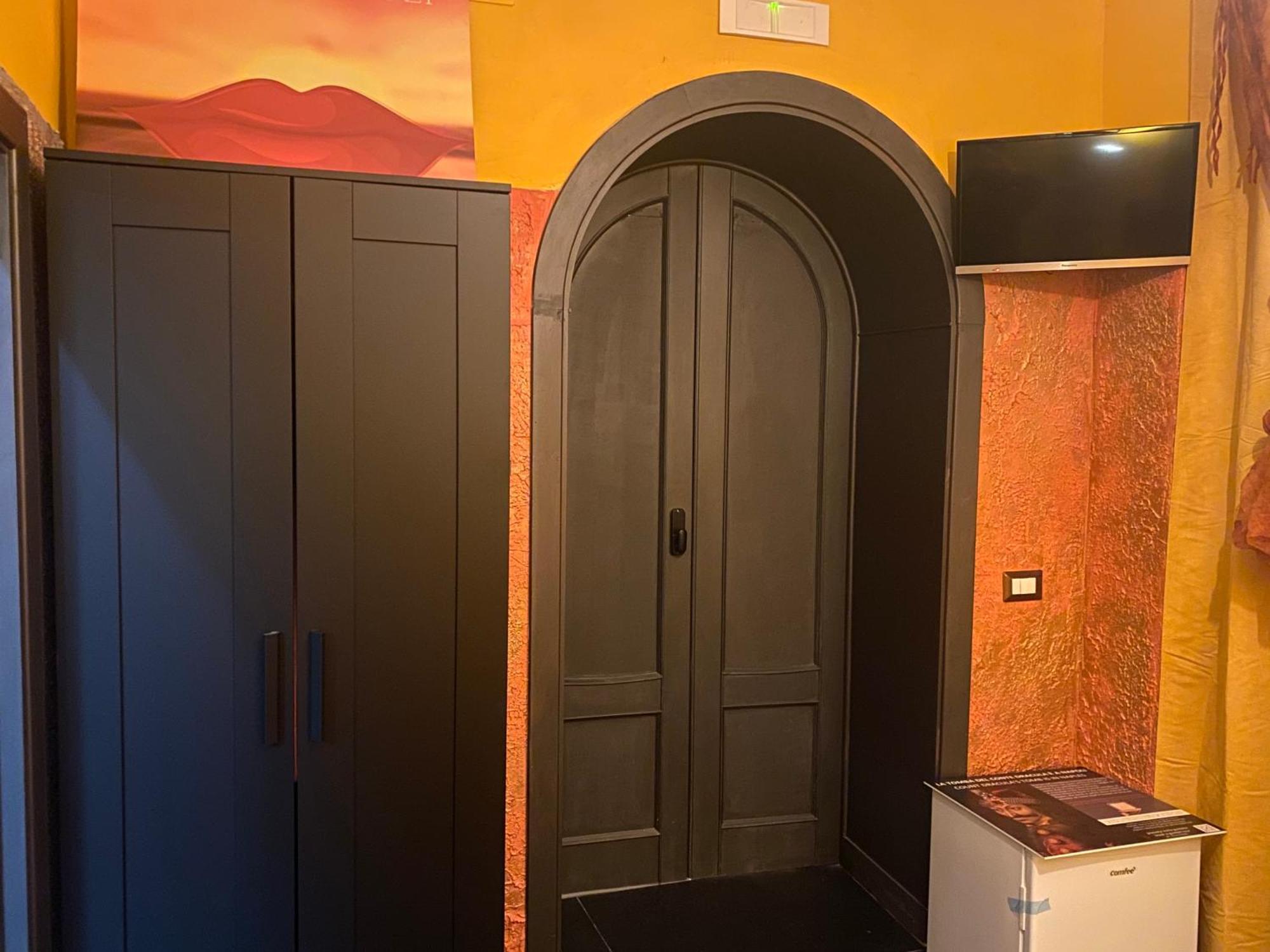 Casa Interattiva Naples'Secrets Bed & Breakfast Bagian luar foto